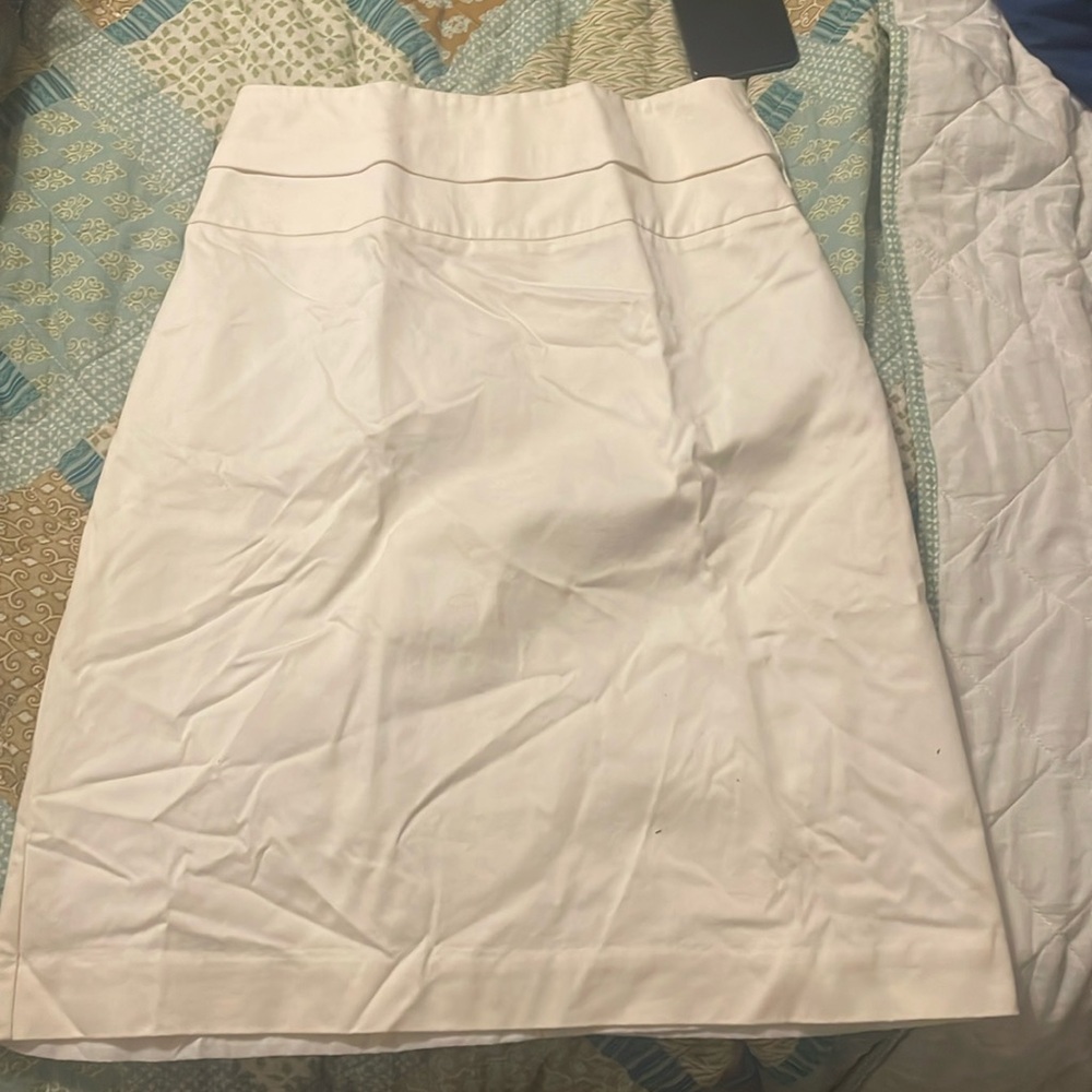 White pencil skirt